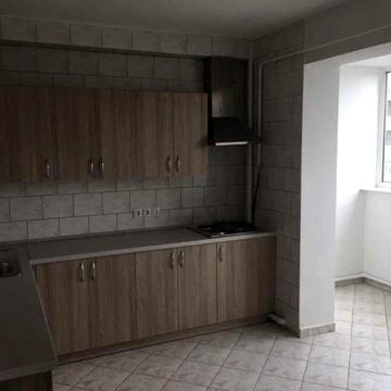 Здається 4-х кімн. велика квартира недалеко від м. Позняки. 120 кв.м.