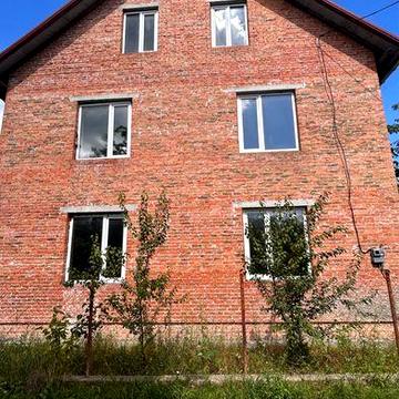 Продаж 4к будинку Дубове