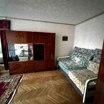 Каденюка вул., 24а
