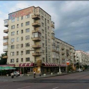 Берестейський просп. (Перемоги), 1