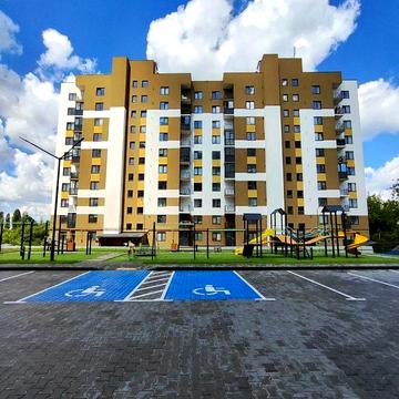 Залізнична вул., 16