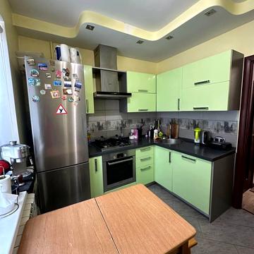 Героїв Дніпра вул., 43