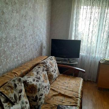 Здається 2к квартира  на Виставці. В квартирі є   меблі та техніка