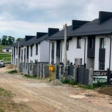 Продам котедж з комунікаціями!БЕЗ КОМІСІЇ!