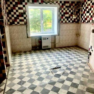 Продам квартиру в центре с. Боромля