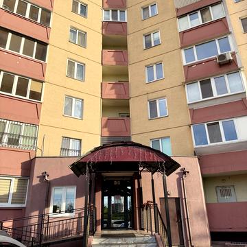 Петра Григоренка просп., 12