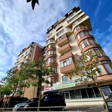 Соломії Крушельницької вул., 8