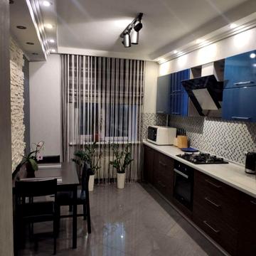 Старокозацька вул. (Комсомольська), 70