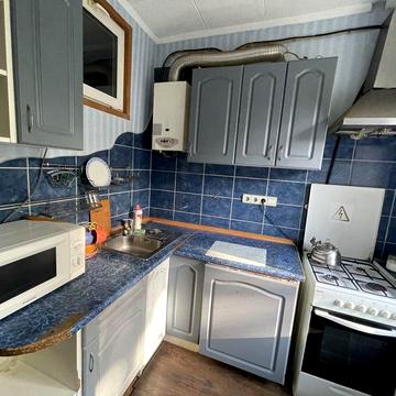 3-х комнатная квартира, Метро Житомирская пешком, ул. Крамского 4