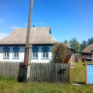 Будинок з ділянкою