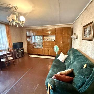 Продаю великогабаритну 3 кімнатну квартиру СК Надія