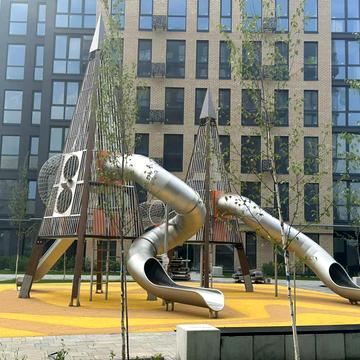Просект миру, 96