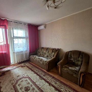 М.Позняки, Урлівська 9