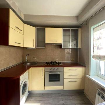Продам 3 х кв Героев 93 бригады