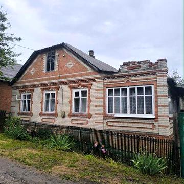 Продам просторий будинок