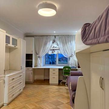 3-кімнатна в центрі міста