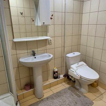 Довгострокова оренда 2к Квартира Самчука Уласа вулиця
