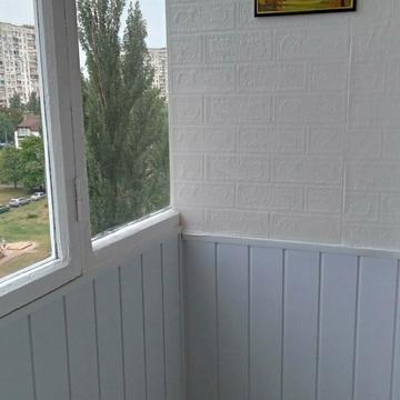 Амвросія Бучми бульв., 8