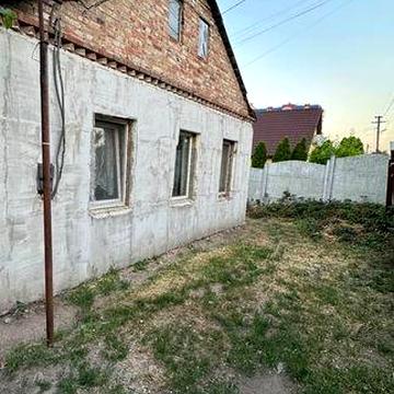 Продаётся дом на ж/м Победа 2 Днепр.