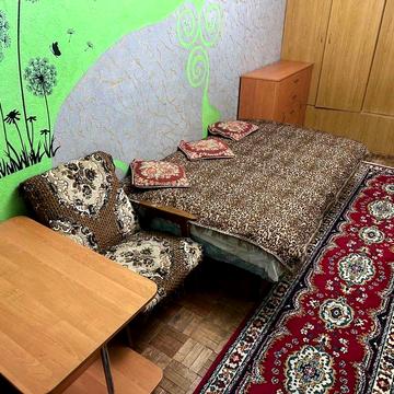 Оренда однокімнатної квартири на Вишеньці вулиця Космонавтів. Лісопарк