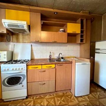 Продам  3х. комнатную квартиру , в  Центре , ул. Европейская  !