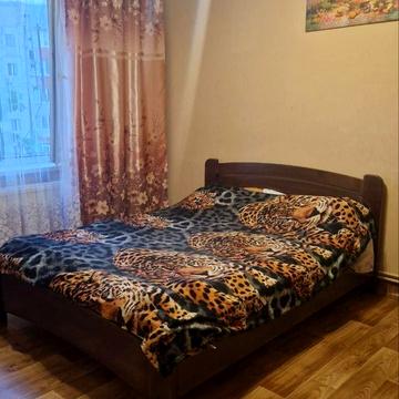 Івана Миколайчука вул., 26