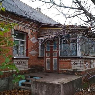 Половина будинку з садком, Червоне, 17 соток