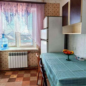 Бородинська вул., 22