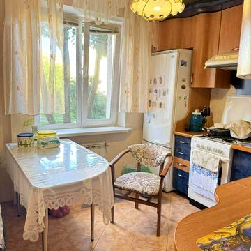 Кармелюка вул., 8