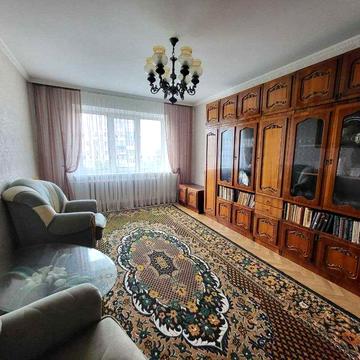 3 кімнати, хороше планування та площа, середній поверх, житловий стан