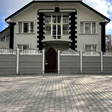 Подільська вул.