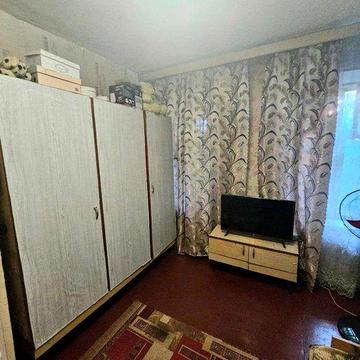 Продам 2к. квартиру, Колонтаївська/Автовокзал, 1/3, 33м, свій двір