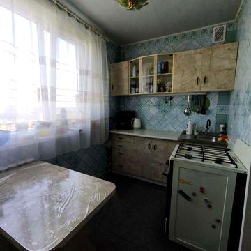 Продаи 3-х кім.кв з меблями та побутовою на 4-м районі.