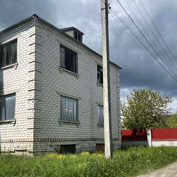 Продаж 5к Дім Космонавтів вулиця