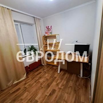 Нескорених вул., 19б