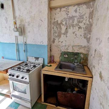 Продаж 3к Квартира Червоний Камінь масив