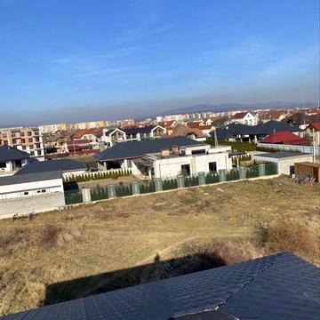 Продаж Таунхаусу в ближньому Минаі ,з центр. комунікаціями