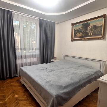 Василіянок вул., 32