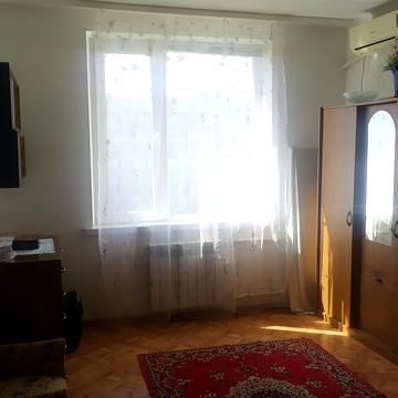 Валентинівська вул., 13а