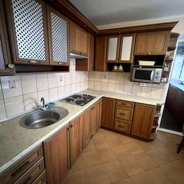 Продаж 3 кім кв вул.Пасічна 104 ,косметичний ремонт, всі меблі , техн
