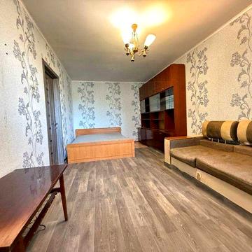 Продаю 2-х кімнатну квартиру на Спаській