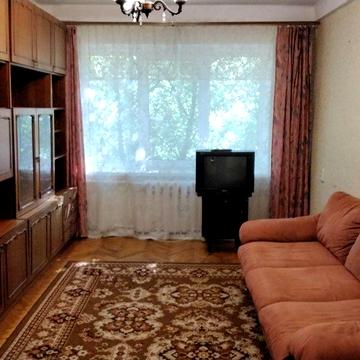 Сдам двокімнатну квартиру вул. Д.Щербаківського, м. Нивки!