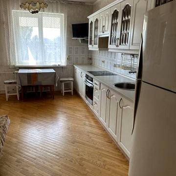 Однокімнатна на Виноградарі