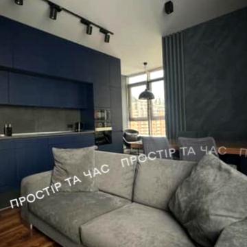Лесі Українки бульв., 7-В