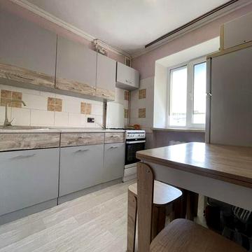 Продам уютную 2ку в центре Черноморска