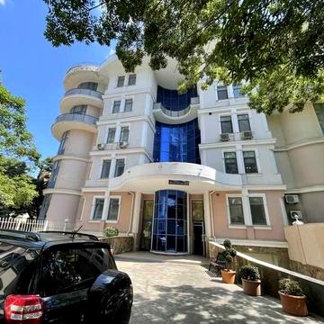 Продам квартиру 136 метров в Мукачевском пер.