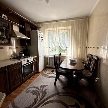 Довгострокова оренда 3к Квартира Тернопільська вулиця