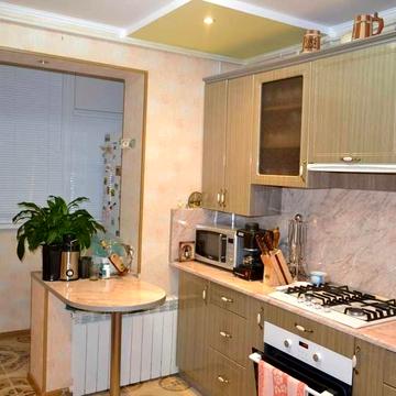 Продам трикімнатну квартиру