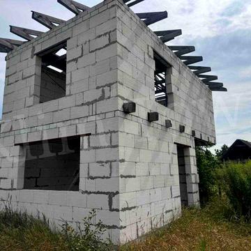 Продаж недобудови в р-ні університету