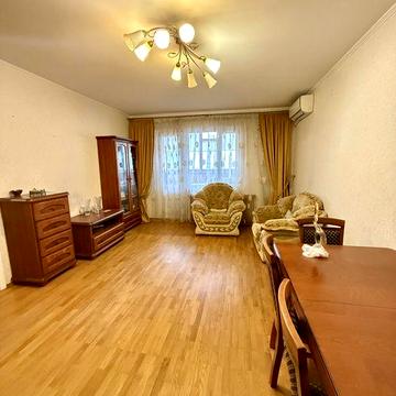 Гмирі 1/2 Продаж чудовой двохкімнатной квартири.